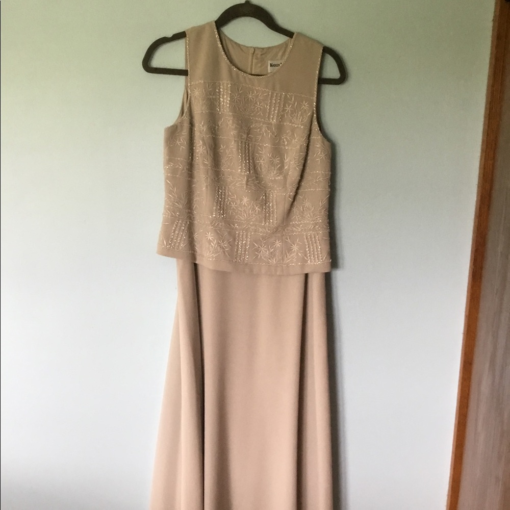 Stunning Karen Miller New York nude evening gown